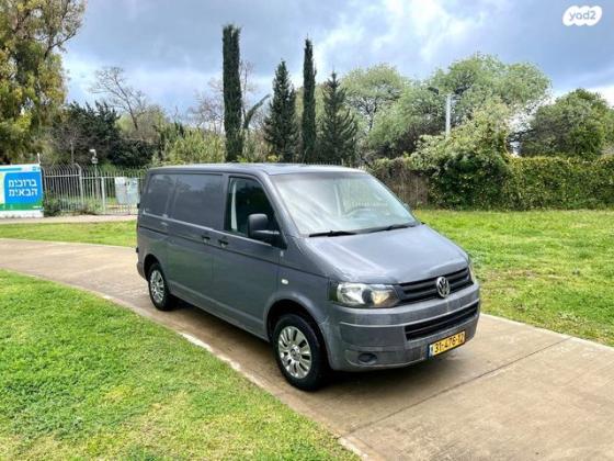 פולקסווגן טרנספורטר מסחרי/נוסעים Delivery Van קצר ידני דיזל 2.0 (84 כ''ס) דיזל 2013 למכירה בתל אביב יפו