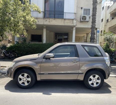 סוזוקי גרנד ויטרה 4X4 JLX-E אוט' 3 דל' 2.4 (166 כ''ס) בנזין 2013 למכירה בתל אביב יפו