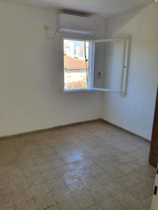 אלחריזי 6 (מורשה)