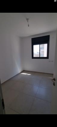 דבורה עומר 5