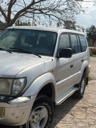 טויוטה לנד קרוזר פרדו ארוך 4X4 STD אוט' דיזל 8 מק' 3.0 (163 כ''ס) דיזל 2001 למכירה בקרית טבעון