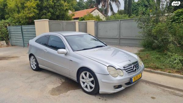 מרצדס C-Class קופה / קבריולט C200K Sport אוט' 1.8 (163 כ''ס) בנזין 2006 למכירה בנהריה