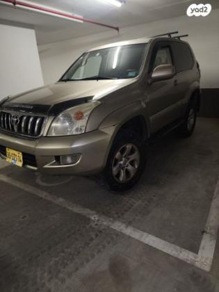 טויוטה לנד קרוזר קצר 4X4 Luxury אוט' דיזל 3.0 (166 כ''ס) דיזל 2005 למכירה בבאר יעקב
