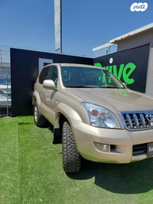 טויוטה לנד קרוזר קצר 4X4 STD אוט' דיזל 3.0 (173 כ''ס) דיזל 2005 למכירה בראשון לציון
