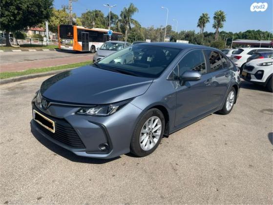 טויוטה קורולה הייבריד Sense סדאן אוט' 1.8 (98 כ''ס) בנזין 2022 למכירה בעכו