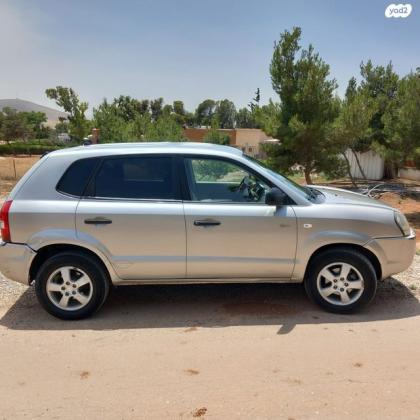 יונדאי טוסון 4X4 Arizona אוט' בנזין 2.7 (175 כ''ס) בנזין 2008 למכירה בראש העין