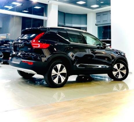 וולוו XC40 B3 Plus אוט' 2.0 (163 כ''ס) בנזין 2023 למכירה בראשון לציון