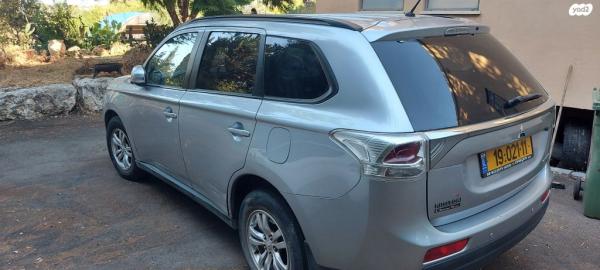 מיצובישי אאוטלנדר Instyle אוט' 5 מק' 2.0 (150 כ"ס) בנזין 2013 למכירה בבן שמן