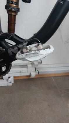 זוג פדלים קליטים של shimano