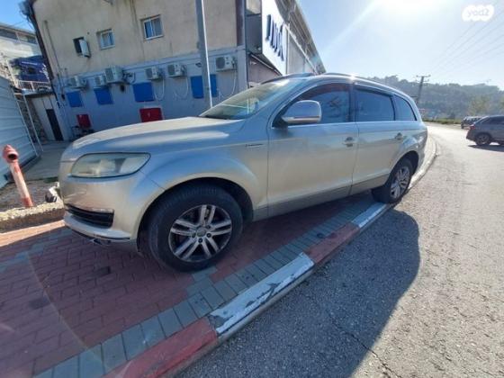 אאודי Q7 4X4 אוט' דיזל 7 מק' 3.0 (240 כ"ס) דיזל 2009 למכירה בכפר סבא