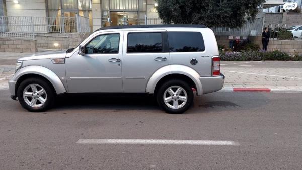 דודג' ניטרו 4X4 SXT-L אוט' 3.7 (205 כ''ס) בנזין 2009 למכירה בנתניה