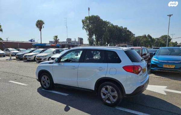 סוזוקי ויטרה GLX 2T אוט' 1.6 (120 כ"ס) בנזין 2018 למכירה בבית יצחק שער חפר