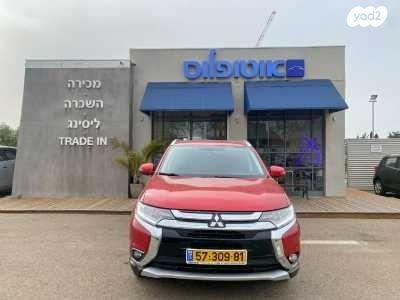 מיצובישי אאוטלנדר Premium אוט' 7 מק' 2.0 (150 כ''ס) בנזין 2017 למכירה בנתניה