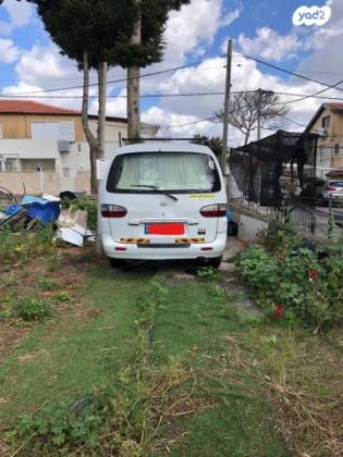 יונדאי H1 SV סגור ידני דיזל 2.5 (105 כ''ס) דיזל 2006 למכירה בפתח תקווה