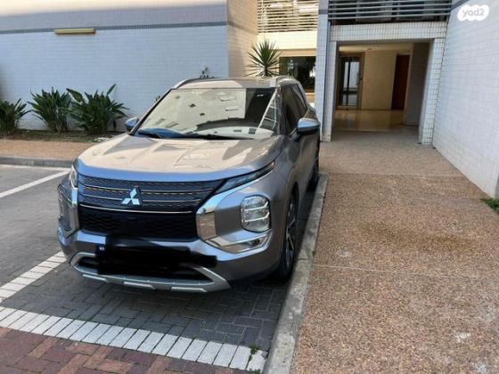מיצובישי אאוטלנדר Instyle אוט' 7 מק' 2.5 (181 כ"ס) בנזין 2021 למכירה בפתח תקווה