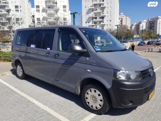 פולקסווגן טרנספורטר מסחרי/נוסעים Kombi ארוך אוט' דיזל 2 מק' 3 דל' 2.0 (140 כ"ס) דיזל 2012 למכירה במודיעין מכבים רעות