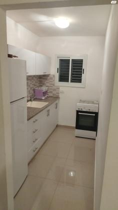 דוד המלך 16 (שכונה ד)