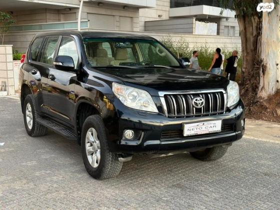 טויוטה לנד קרוזר ארוך 4X4 Select אוט' דיזל 7 מק' 3.0 (173 כ''ס) דיזל 2011 למכירה בפרדסיה