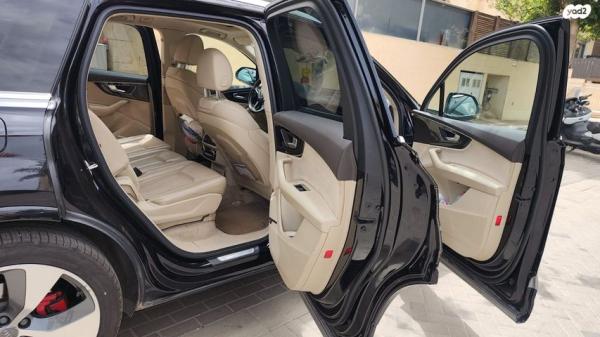 אאודי Q7 4X4 Premium אוט' דיזל 7 מק' 3.0 (272 כ"ס) דיזל 2017 למכירה בפארק תעשיות עמק חפר