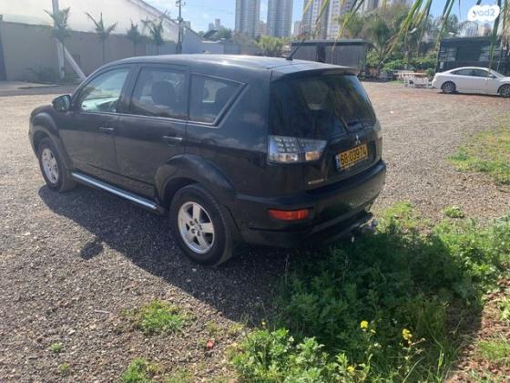 מיצובישי אאוטלנדר Instyle אוט' 5 מק' 2.0 (147 כ"ס) בנזין 2011 למכירה בבית יצחק שער חפר