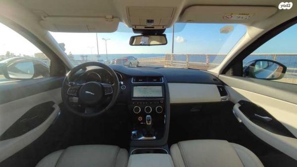 יגואר E-Pace 4X4 249HP אוט' 2.0 (250 כ"ס) בנזין 2019 למכירה בחיפה