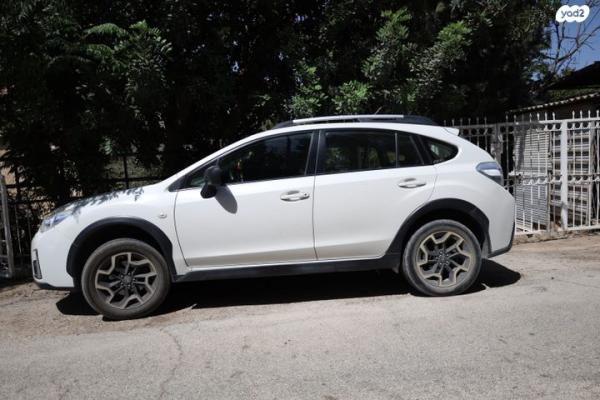 סובארו XV 4X4 1.6i אוט' 1.6 (114 כ''ס) בנזין 2016 למכירה בבית זית