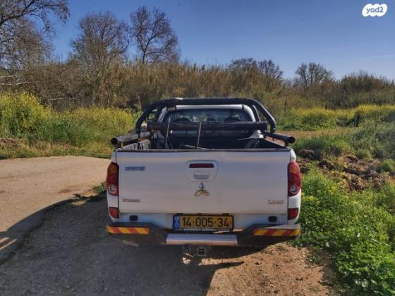 מיצובישי L200 האנטר 4X4 4X4 GL דאבל קבינה ידני דיזל 2.5 (136 כ''ס) דיזל 2015 למכירה בנצרת