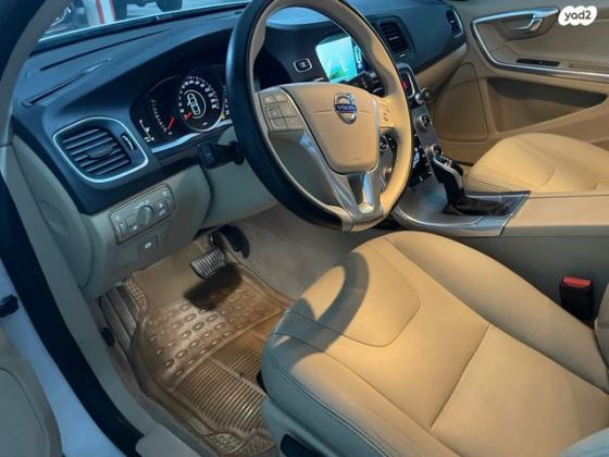 וולוו S60 T5 Kinetic אוט' 2.0 (245 כ''ס) בנזין 2016 למכירה בתל אביב יפו