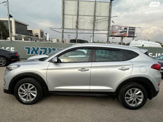 יונדאי טוסון 4X4 Premium אוט' בנזין 2.0 (155 כ''ס) בנזין 2016 למכירה בפתח תקווה