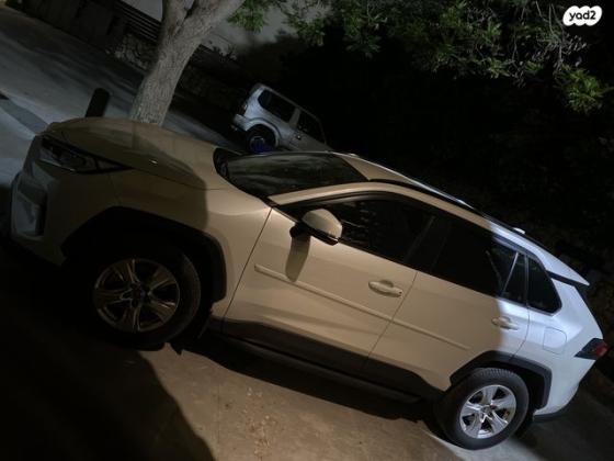 טויוטה RAV4 ארוך 4X4 Experience אוט' 2.0 (175 כ''ס) בנזין 2020 למכירה בראמה