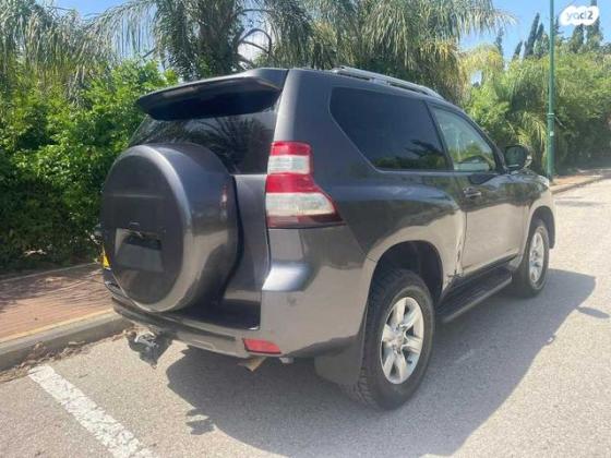 טויוטה לנד קרוזר קצר 4X4 Luxury אוט' דיזל 2.8 (177 כ"ס) דיזל 2015 למכירה באשדות יעקב איחוד