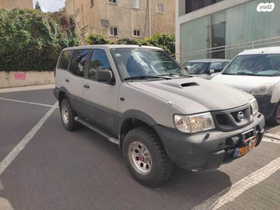 ניסאן טראנו ארוך 4X4 SE אוט' דיזל 3.0 (154 כ''ס) דיזל 2005 למכירה בראשון לציון