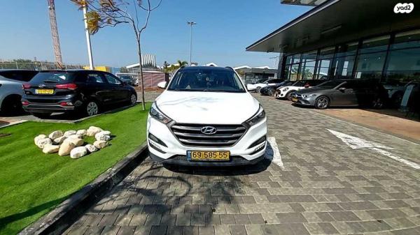 יונדאי טוסון Supreme אוט' בנזין 2.0 (155 כ''ס) בנזין 2017 למכירה בראשון לציון