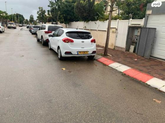 קיה סיד / CEED EX אוט' דיזל 1.6 (128 כ"ס) דיזל 2014 למכירה בבית יצחק שער חפר