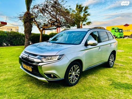 מיצובישי אאוטלנדר 4X4 Supreme אוט' 7 מק' 2.0 (150 כ"ס) בנזין 2014 למכירה באשקלון