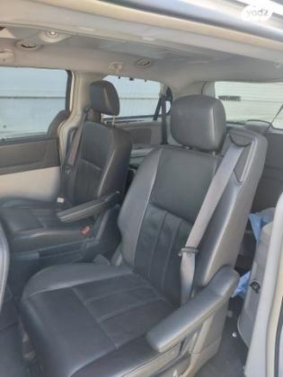 קרייזלר גראנד וויאג'ר Touring אוט' 7 מק' 3.8 (193 כ"ס) בנזין 2010 למכירה בחולון