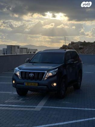 טויוטה לנד קרוזר קצר 4X4 Luxury אוט' דיזל 2.8 (177 כ"ס) דיזל 2017 למכירה במשהד
