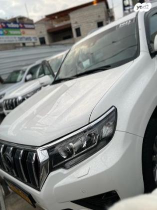 טויוטה לנד קרוזר ארוך Sahara אוט' 7 מק' דיזל 5 דל' 2.8 (204 כ"ס) דיזל 2021 למכירה בערערה בנגב