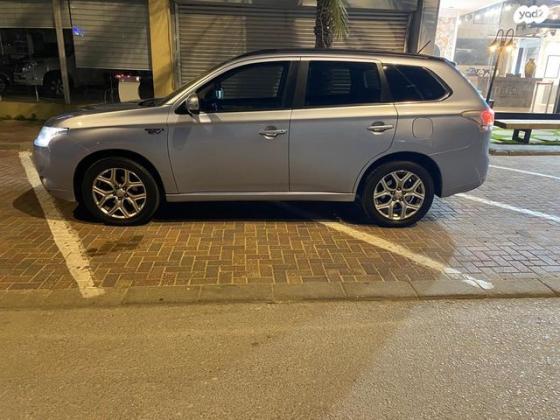 מיצובישי אאוטלנדר PHEV 4X4 הייבריד אוט' 5 מק' 2.0 (121 כ''ס) היברידי חשמל / בנזין 2014 למכירה בדימונה
