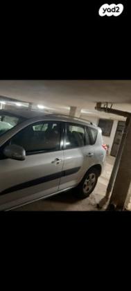 טויוטה RAV4 ארוך 4X4 GLI אוט' 2.0 (158 כ''ס) בנזין 2010 למכירה בהוד השרון