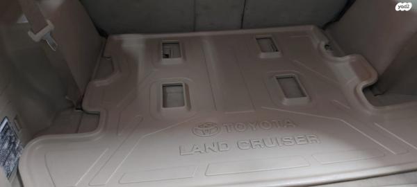 טויוטה לנד קרוזר ארוך 4X4 Select אוט' דיזל 7 מק' 3.0 (173 כ''ס) דיזל 2010 למכירה בירכא