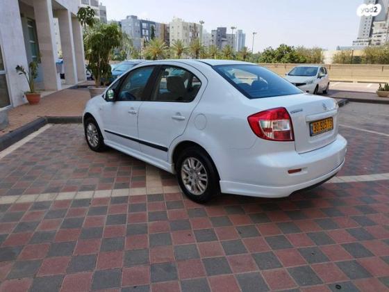 סוזוקי SX4 GLX סדאן אוט' 1.6 (119 כ"ס) בנזין 2010 למכירה בנתניה