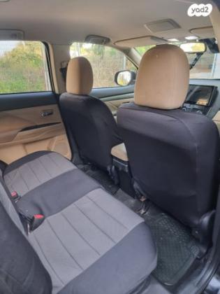 מיצובישי אאוטלנדר Intense אוט' 7 מק' 2.0 (150 כ"ס) בנזין 2017 למכירה בנס ציונה