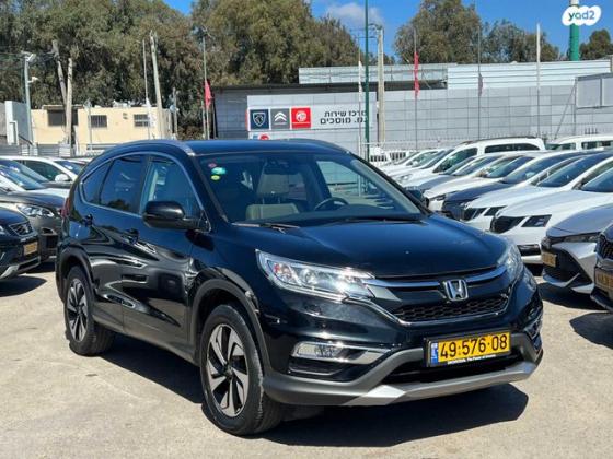 הונדה CR-V 4X4 Executive אוט' 2.0 (155 כ"ס) בנזין 2017 למכירה בנתניה
