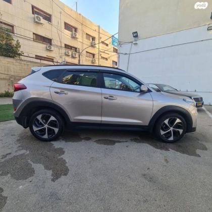 יונדאי טוסון Supreme אוט' בנזין 2.0 (155 כ''ס) בנזין 2016 למכירה בתל אביב יפו