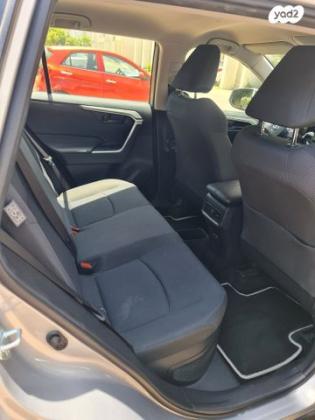טויוטה RAV4 הייבריד E-volve הייבריד אוט' 2.5 (178 כ''ס) בנזין 2019 למכירה בנתניה
