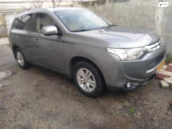מיצובישי אאוטלנדר Instyle אוט' 7 מק' 2.0 (150 כ"ס) בנזין 2015 למכירה בנתיב השיירה