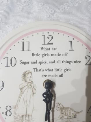 שעון פורצלן וינטאג' מלונדון