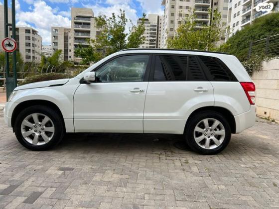 סוזוקי גרנד ויטרה 4X4 JLX-EL אוט' 5 דל' 2.4 (168 כ''ס) בנזין 2010 למכירה בקרית אונו