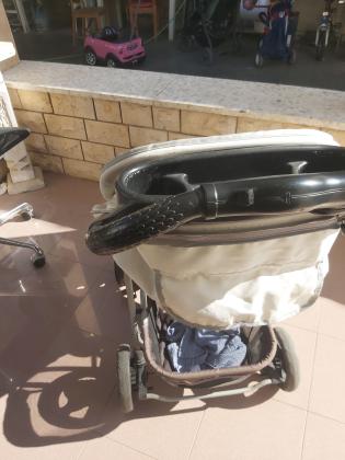 טיולון משומש מאוד נוח לקיפול